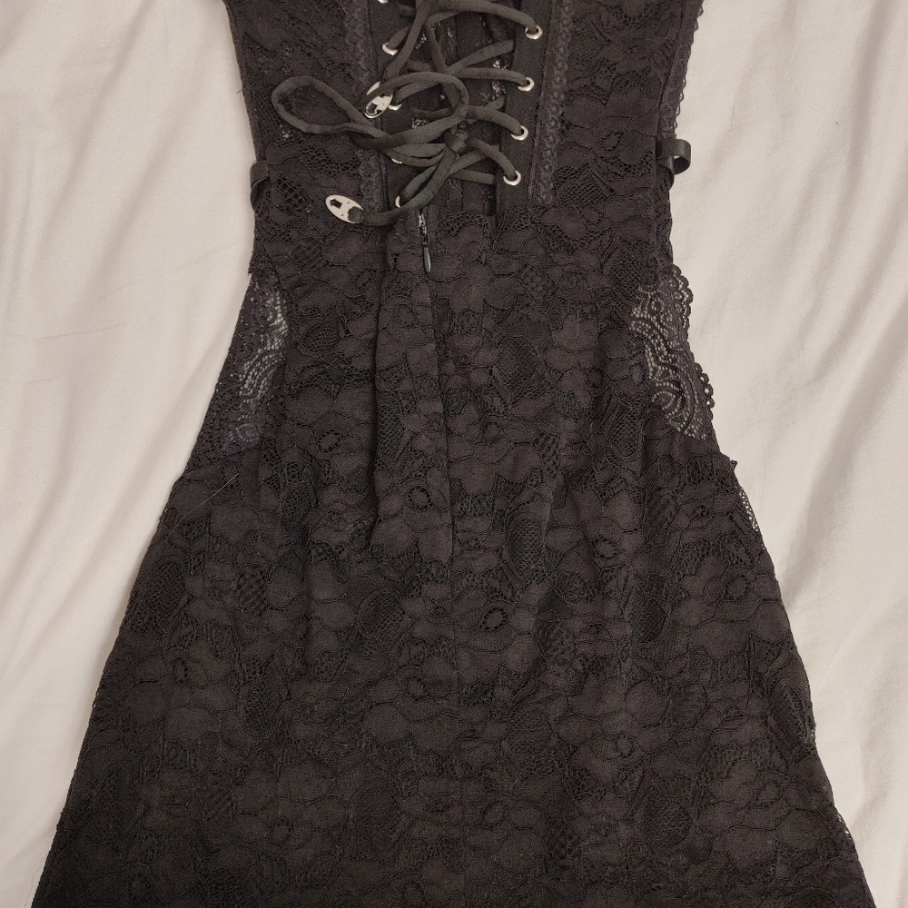 Vega Mini Drezs By Outcast - Picture 3 of 5